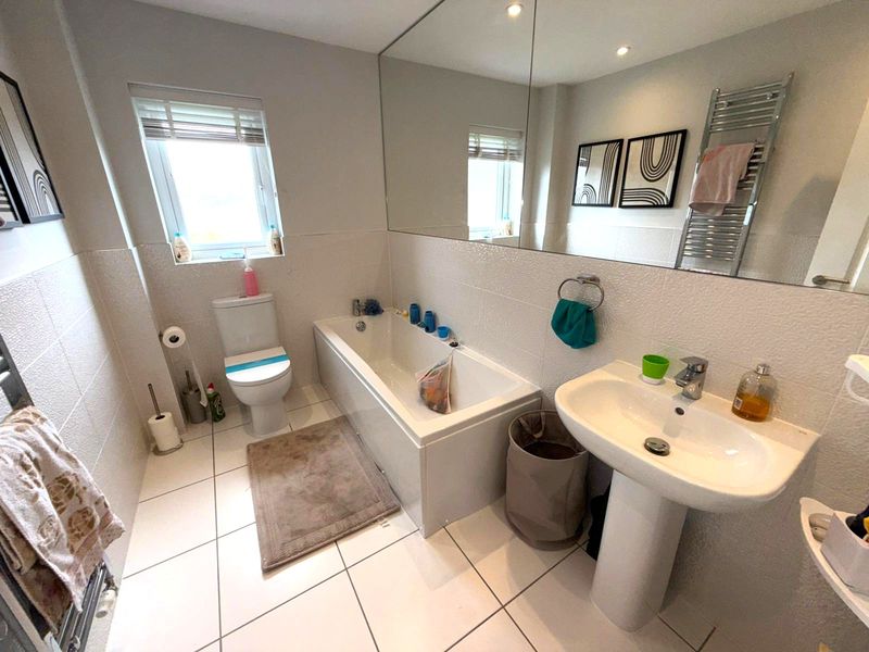Merlin Place Rossmore